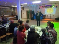 Андрей Голубев поздравил активистов ветеранской организации микрорайона «Малинники» Андрей Голубев поздравил активистов ветеранской организации микрорайона «Малинники»