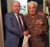 С праздником, дорогие ветераны! С праздником, дорогие ветераны!