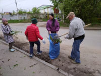 Субботники продолжаются Субботники продолжаются