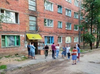 Роман Выборнов встретился с жителями дома № 5 по улице Чехова Роман Выборнов встретился с жителями дома № 5 по улице Чехова