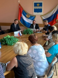 Депутат Роман Захаров провёл заседание ТОС «Старый город» Депутат Роман Захаров провёл заседание ТОС «Старый город»