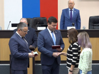 Орден Мужества вручили матери погибшего героя Орден Мужества вручили матери погибшего героя