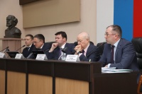 Депутаты раскритиковали работу городского управления экономики Депутаты раскритиковали работу городского управления экономики