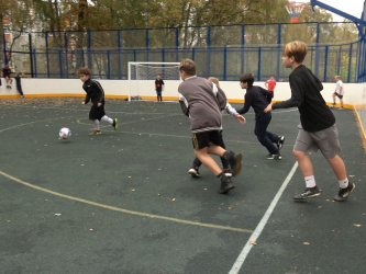 В лицее №48 открыли обновленную спортивную площадку В лицее №48 открыли обновленную спортивную площадку