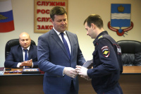 Глава городского самоуправления поздравил сотрудников полиции Глава городского самоуправления поздравил сотрудников полиции