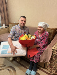 Дмитрий Бабаев поздравил с наступающим Днём Победы тружеников тыла. Дмитрий Бабаев поздравил с наступающим Днём Победы тружеников тыла.