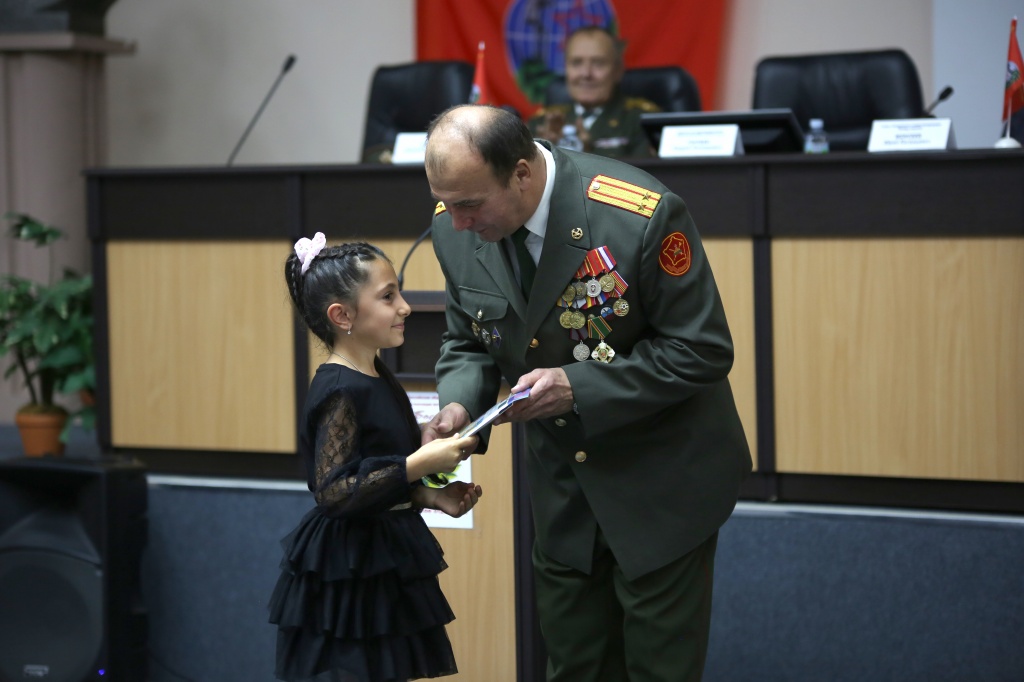 HN0A9742.JPG HN0A9742.JPG